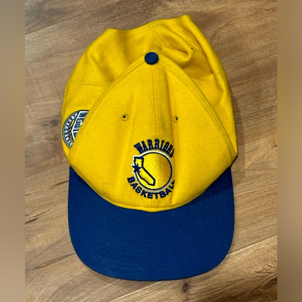 Preloved Warriors championship hat